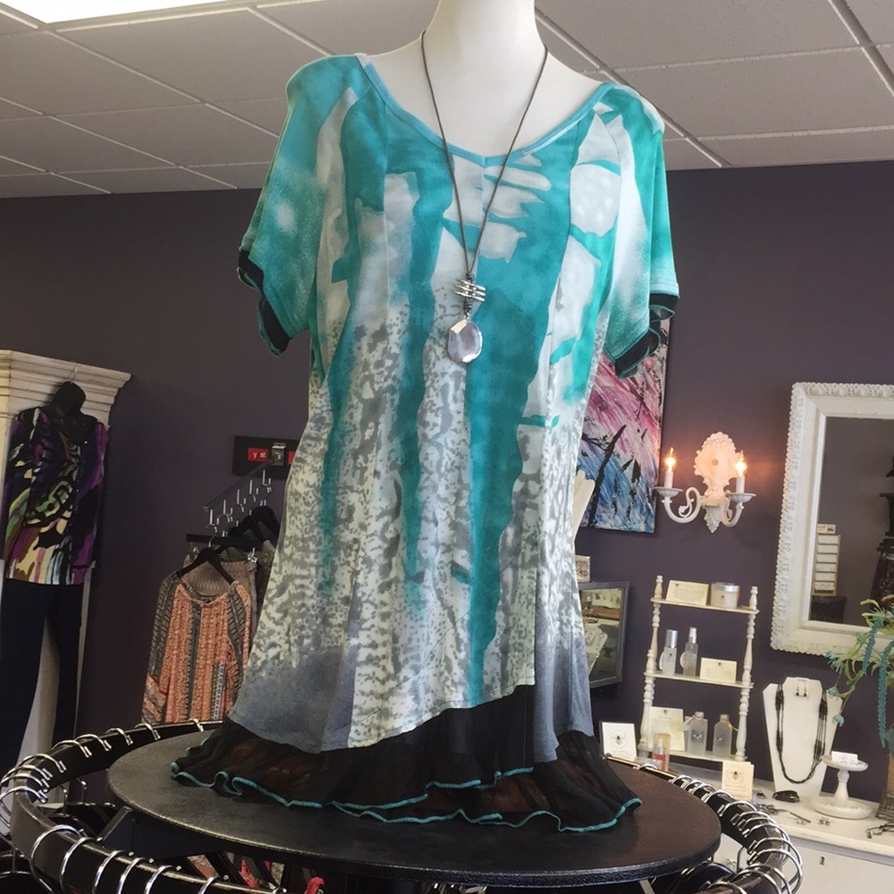 Parsley & Sage women’s top
